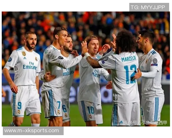 深圳篮球队包夹战术分析与欧冠足球表现的对比研究 深圳篮球队包夹战术分析与欧冠足球表现的对比研究